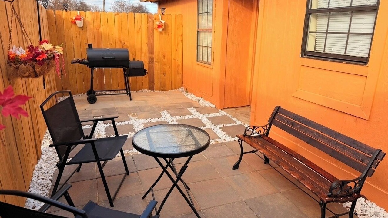 Photo of Patio Balcony in Swiftown