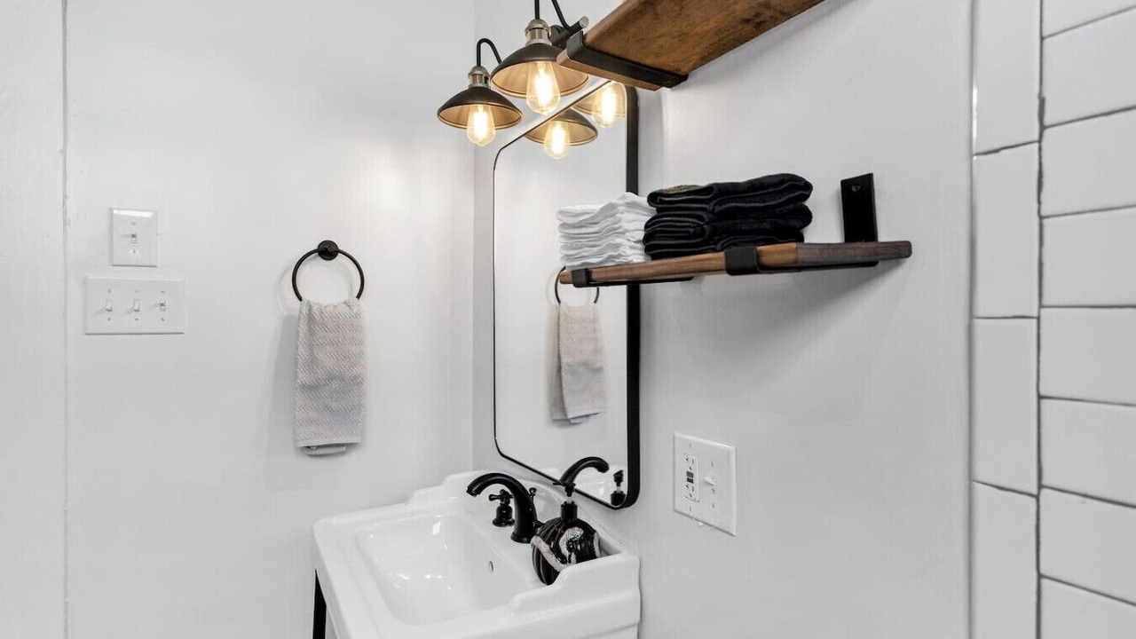 Photo of Bathroom in Bayou St. John