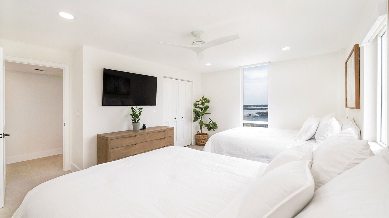 Photo of Bedroom in Daytona Beach Shores