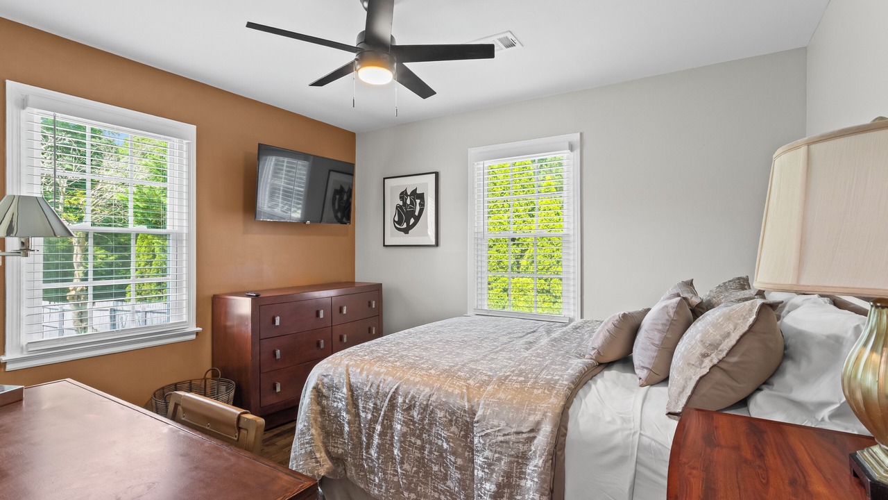 Photo of Bedroom in Mableton