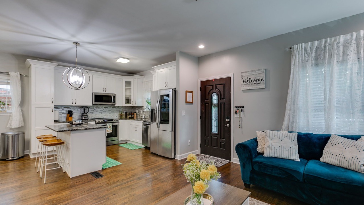 Photo of Livingroom in Westview