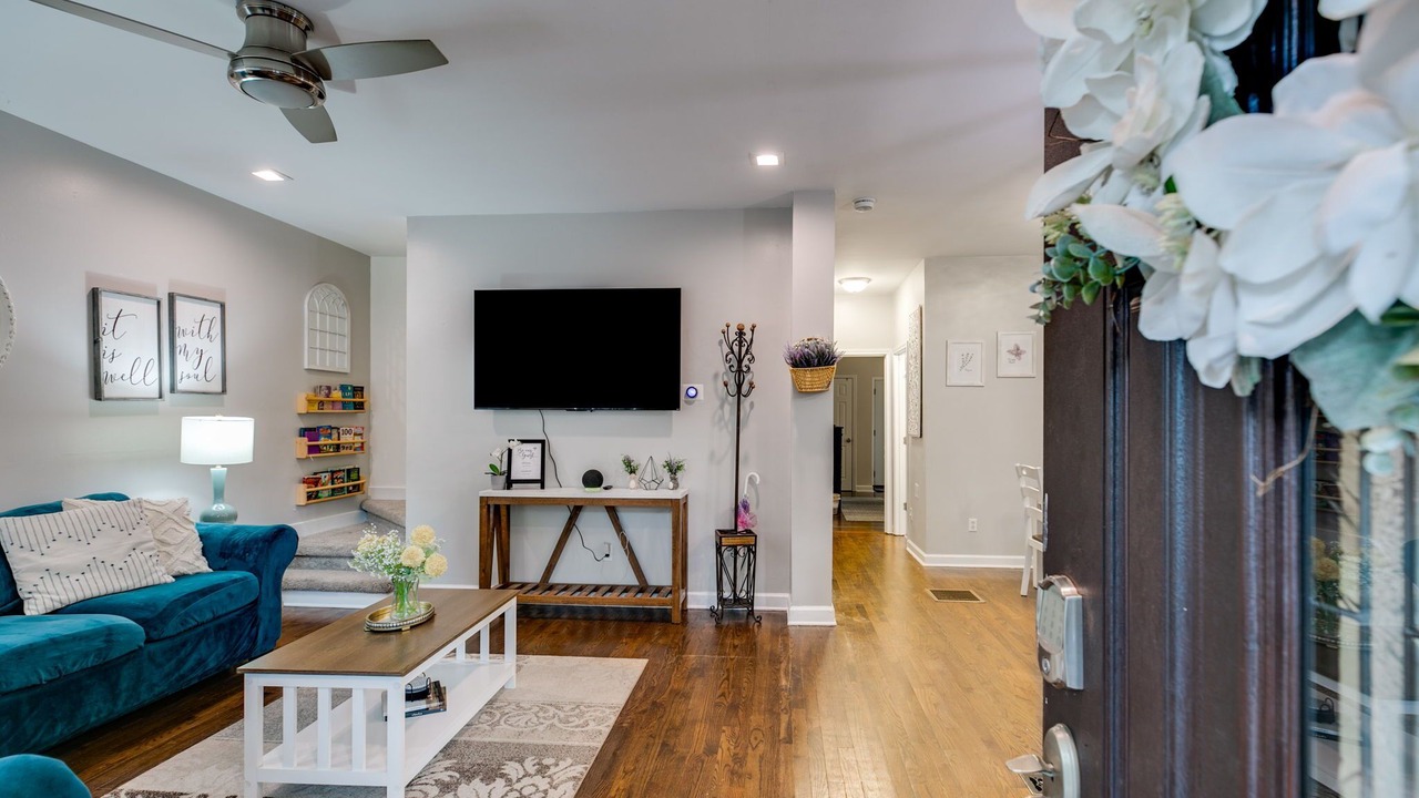 Photo of Livingroom in Westview