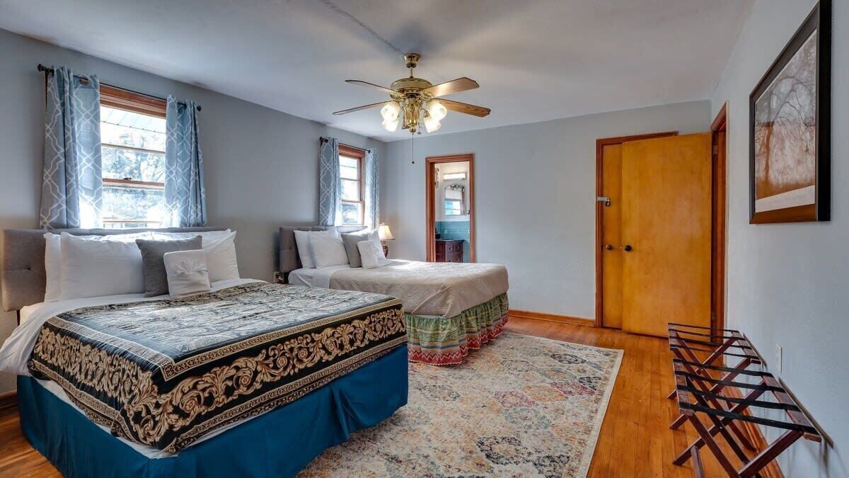 Photo of Bedroom in Savannah