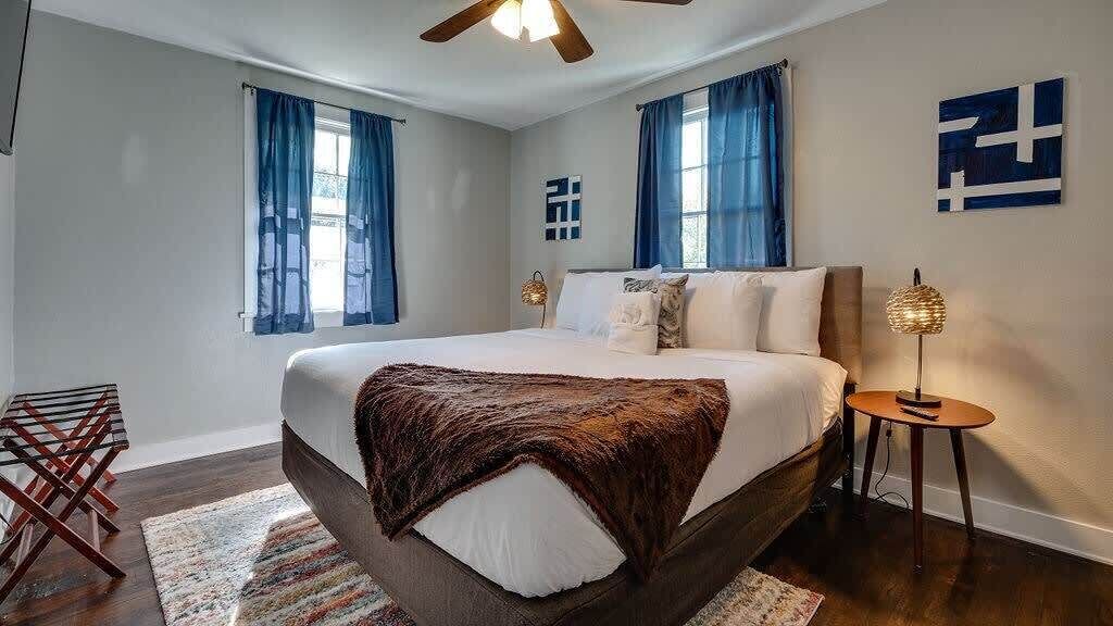 Photo of Bedroom in Savannah