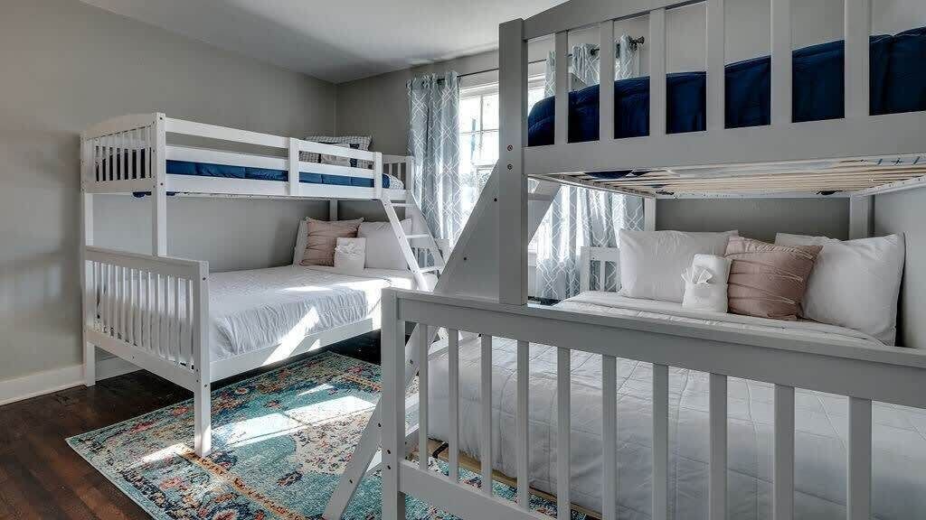 Photo of Bedroom in Savannah