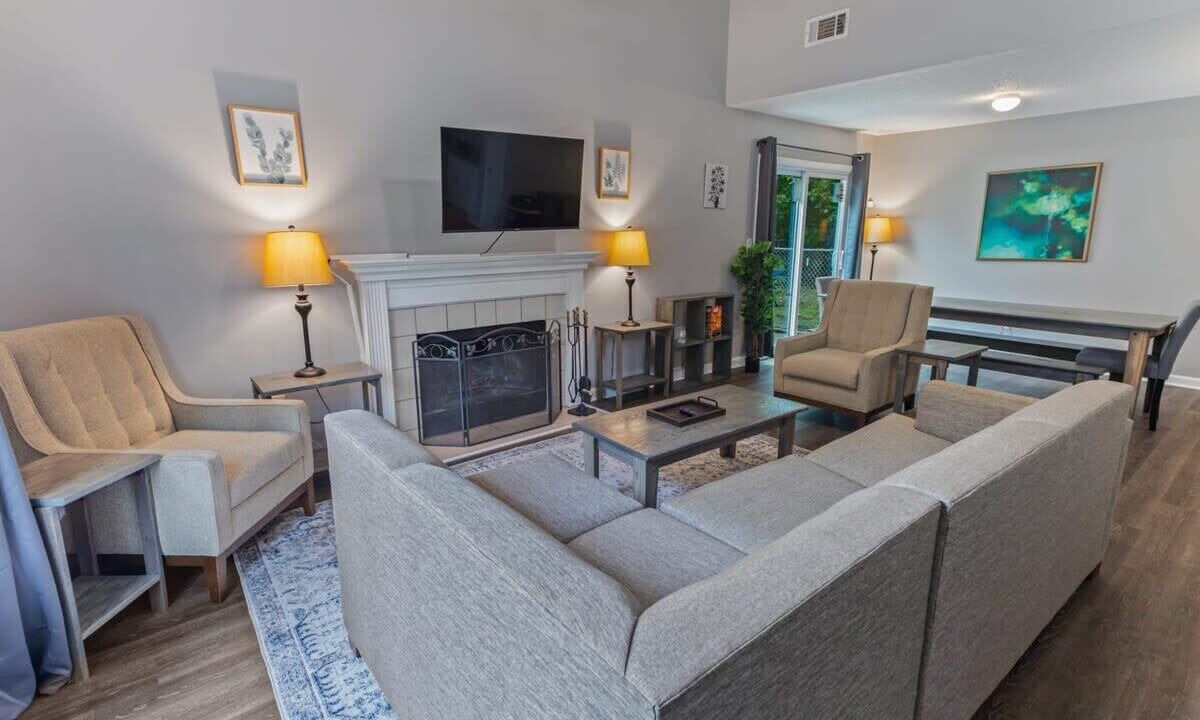 Photo of Livingroom in Savannah