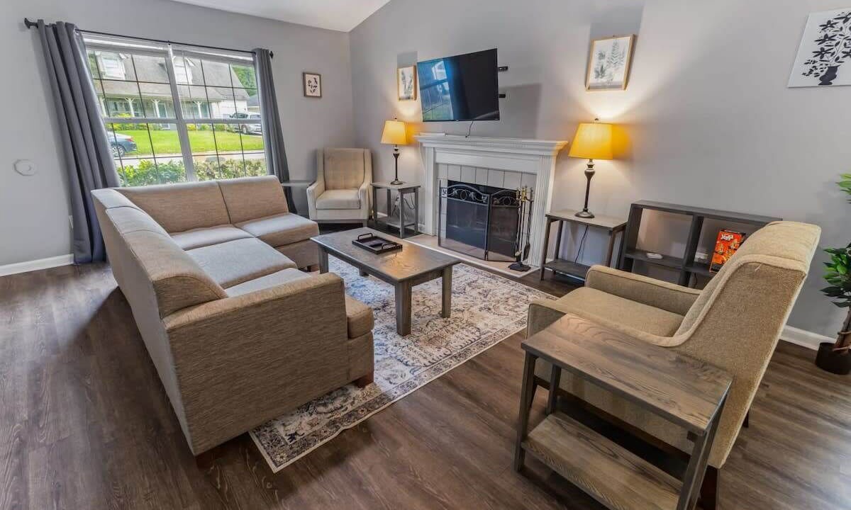 Photo of Livingroom in Savannah