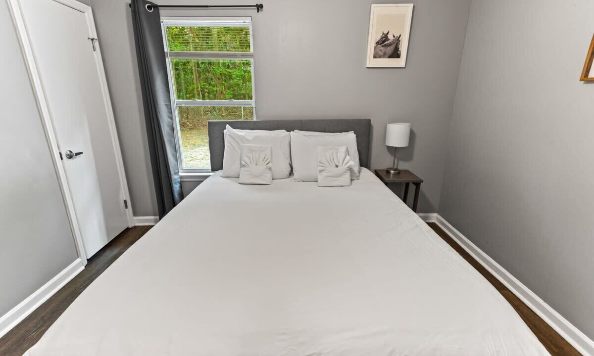Photo of Bedroom in Savannah