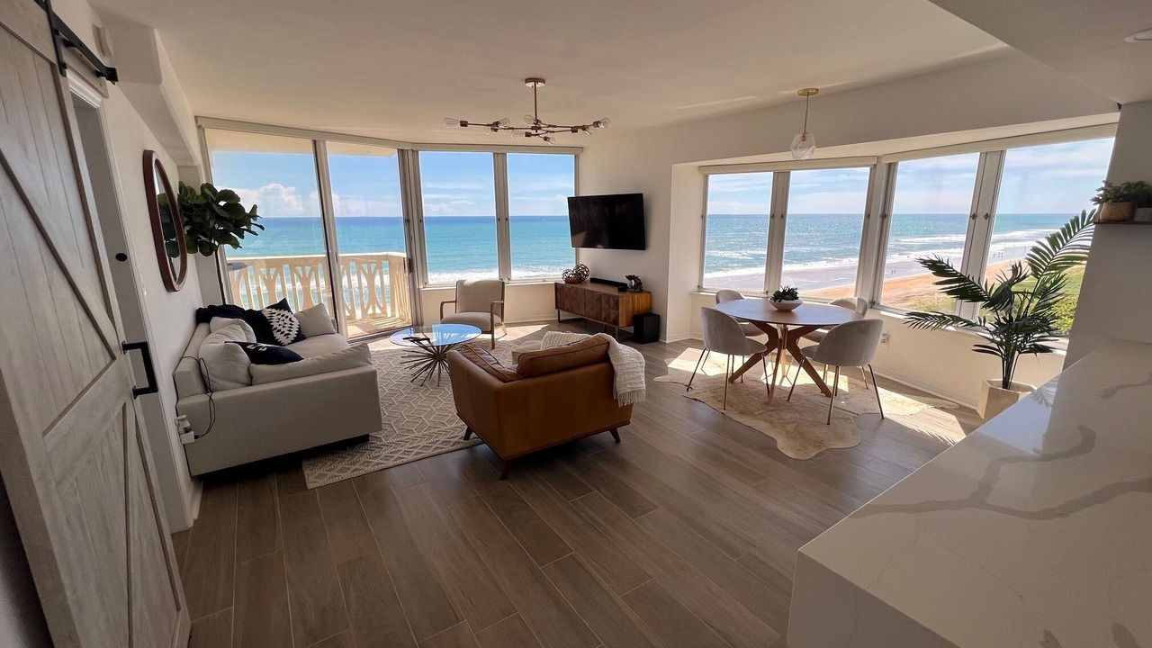 Photo of Livingroom in Ormond-by-the-Sea