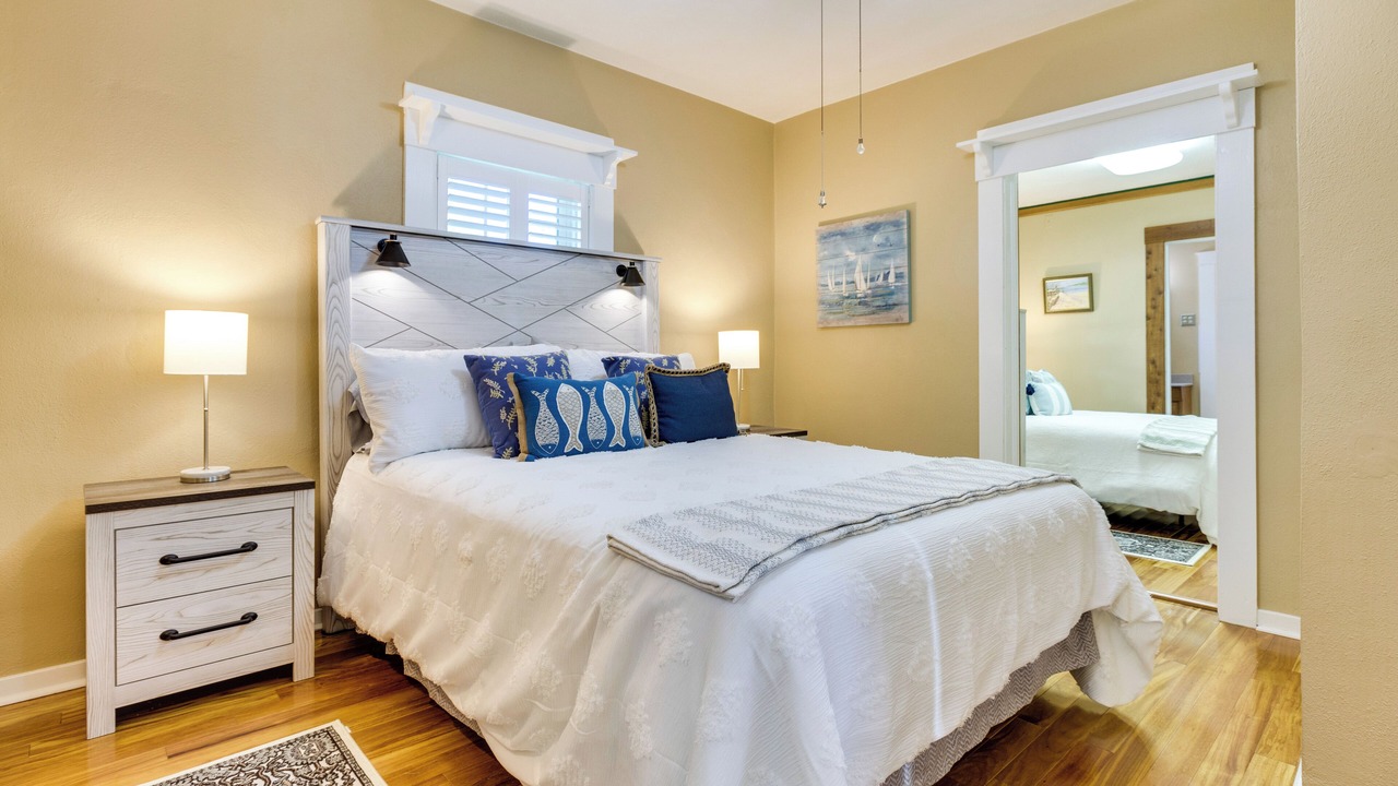 Photo of Bedroom in Tavares