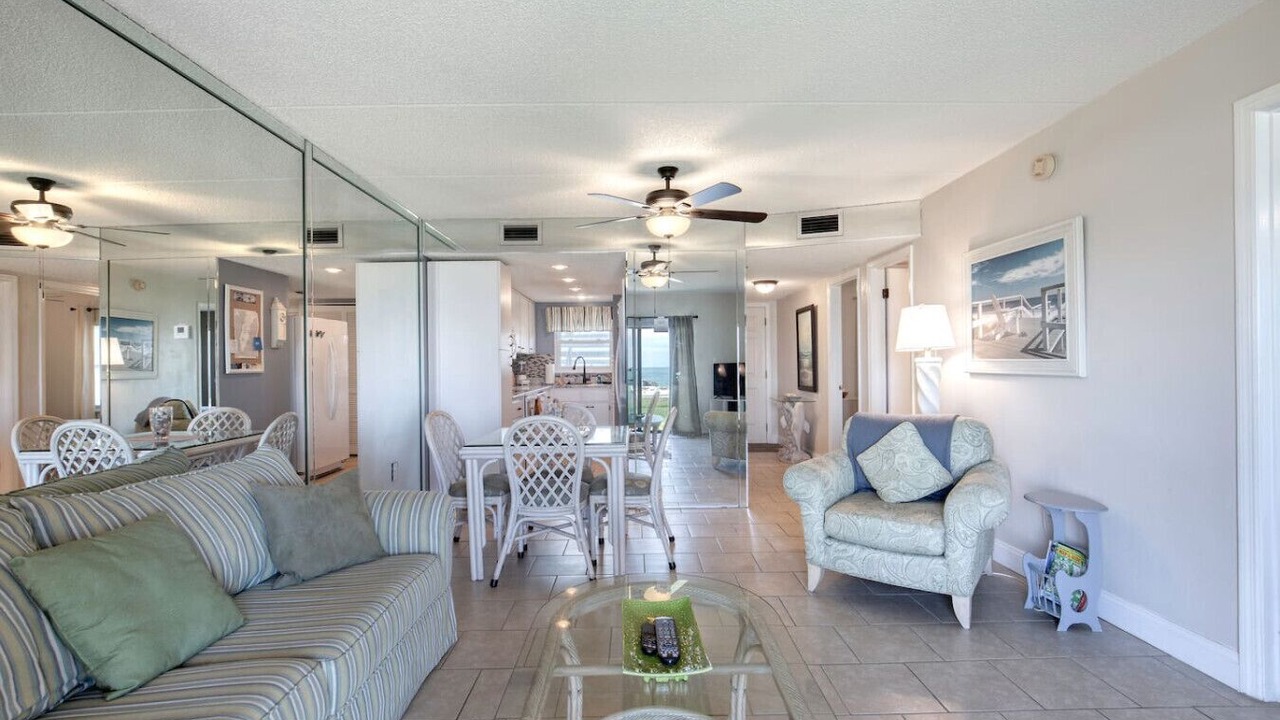 Photo of Livingroom in Ormond-by-the-Sea