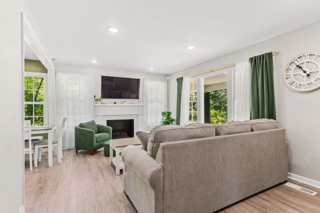 Photo of Livingroom in Tuscaloosa