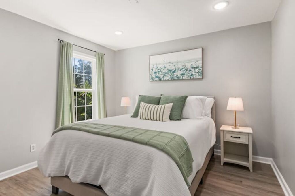 Photo of Bedroom in Tuscaloosa