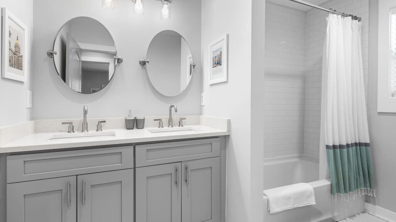 Photo of Bathroom in Peoplestown
