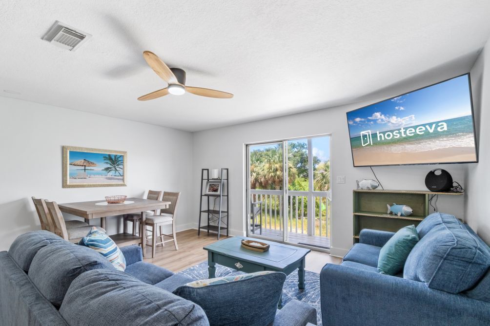 Photo of Livingroom in Siguenza Cove