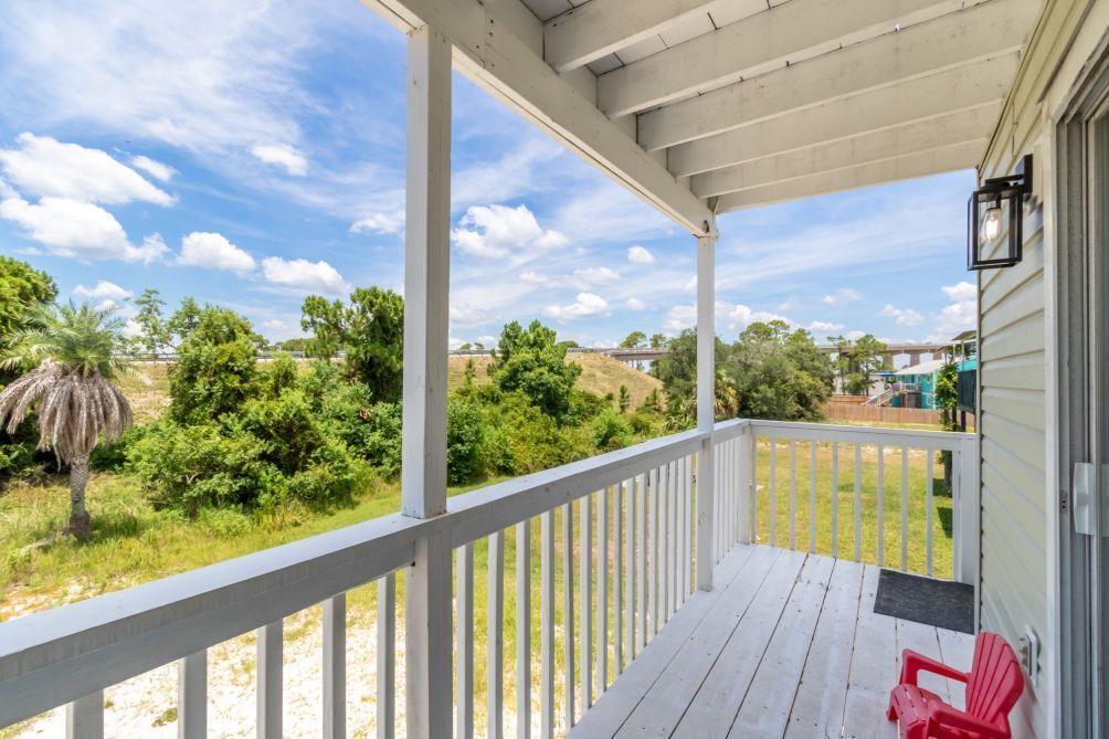 Photo of Patio Balcony in Siguenza Cove