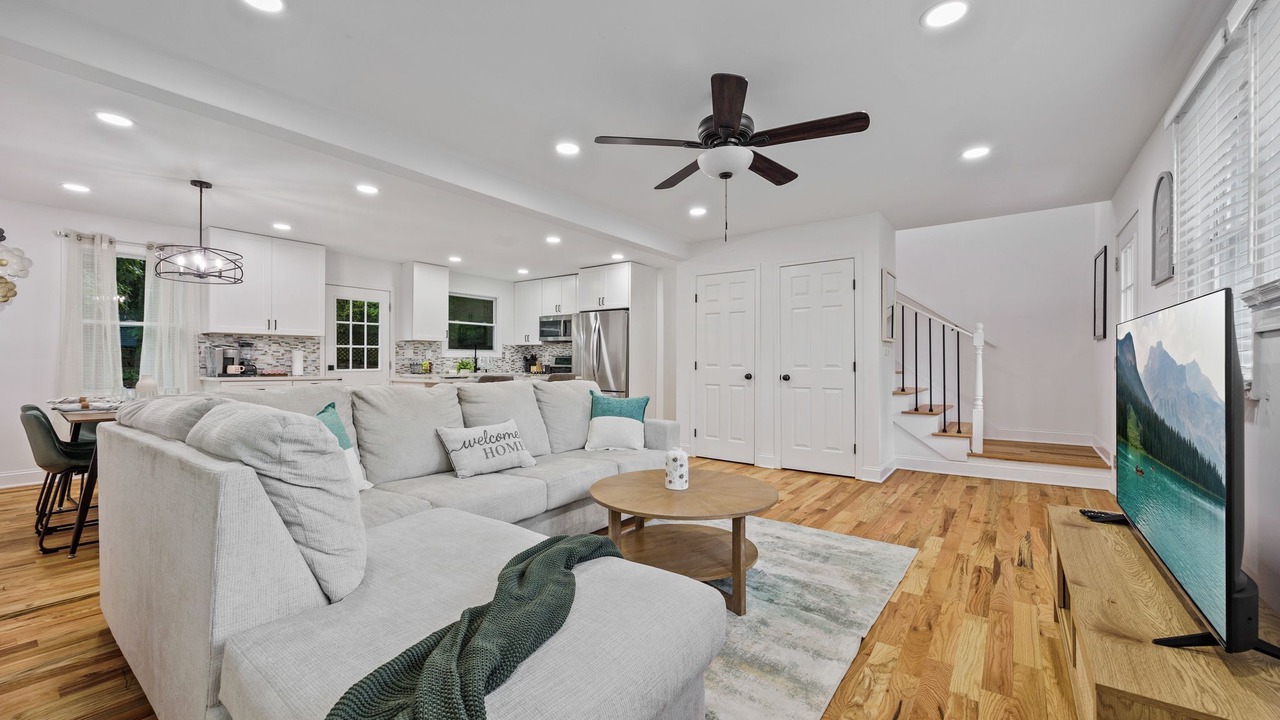 Photo of Livingroom in Belvedere Park