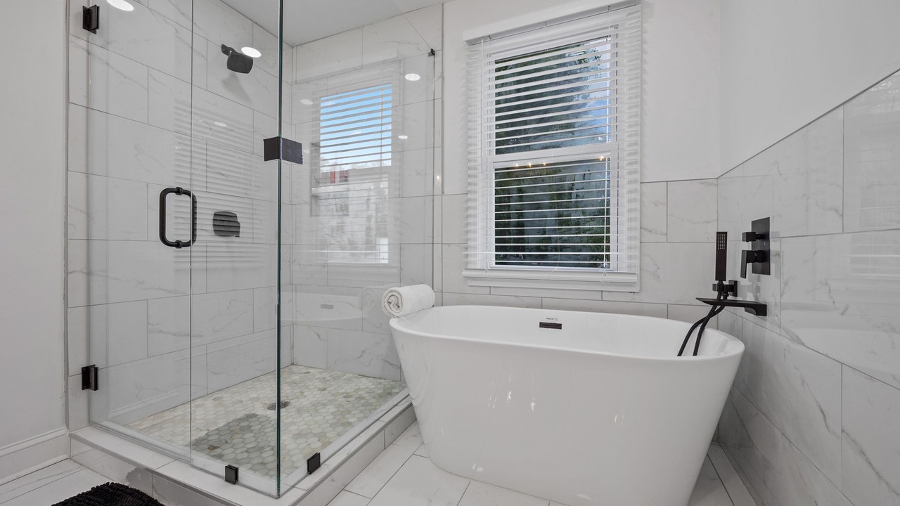 Photo of Bathroom in Belvedere Park