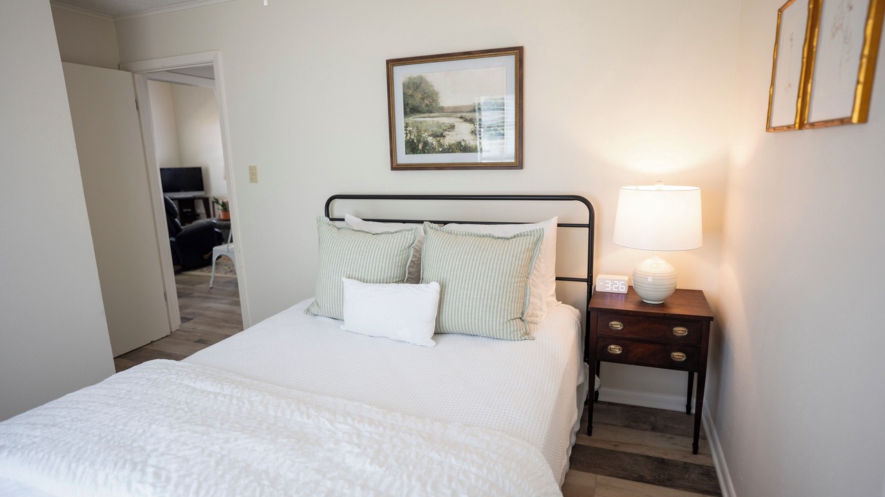 Photo of Bedroom in Mooringsport