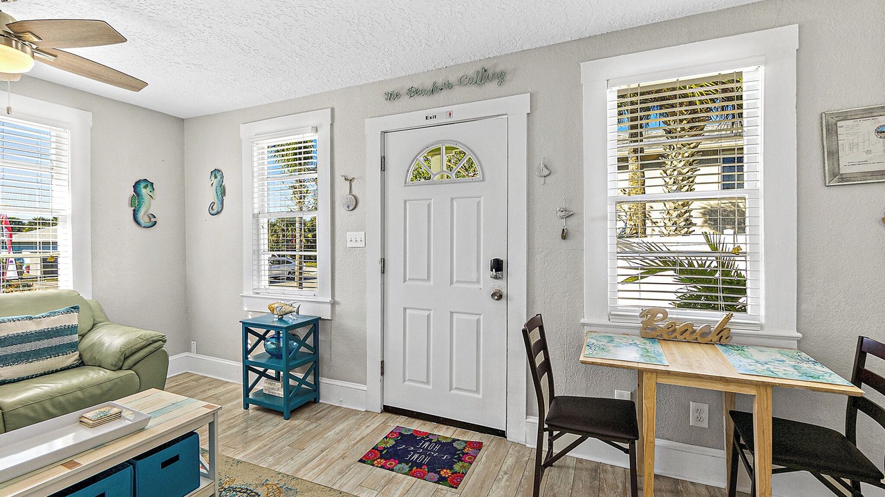 Photo of Livingroom in Flagler Beach