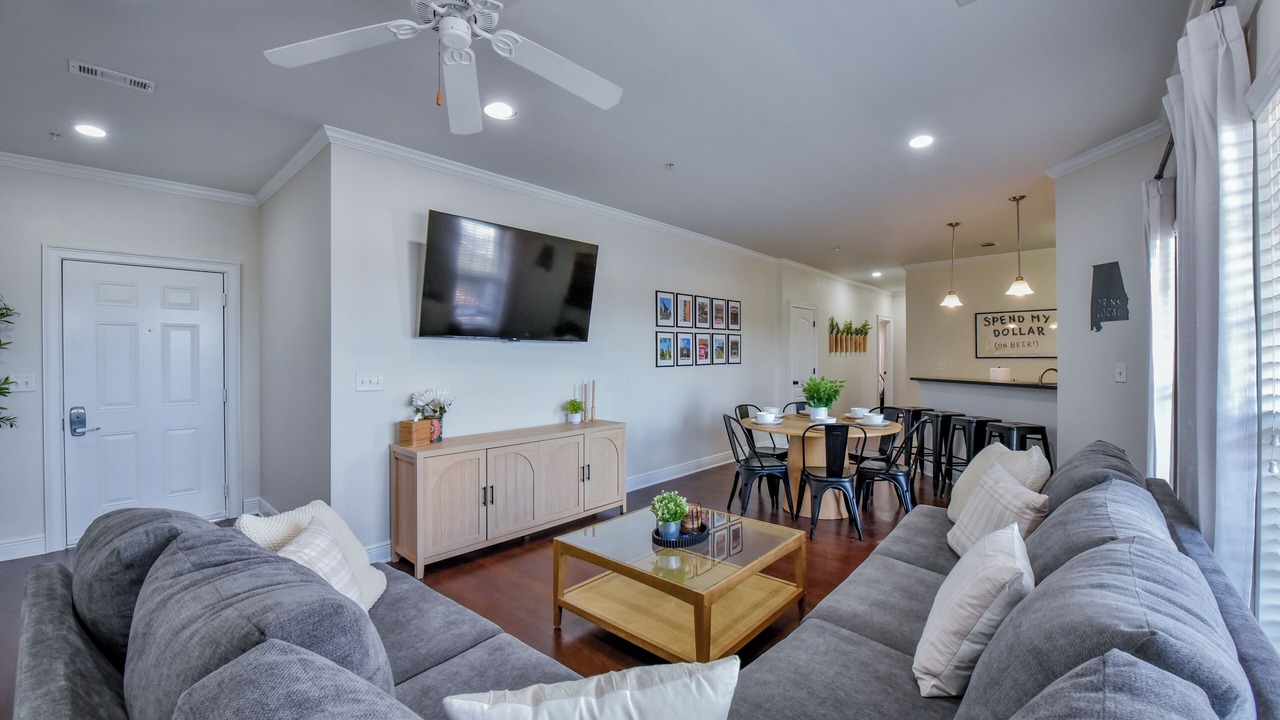 Photo of Livingroom in Tuscaloosa