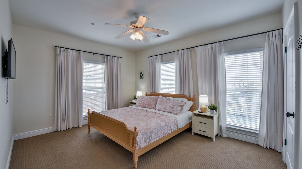 Photo of Bedroom in Tuscaloosa