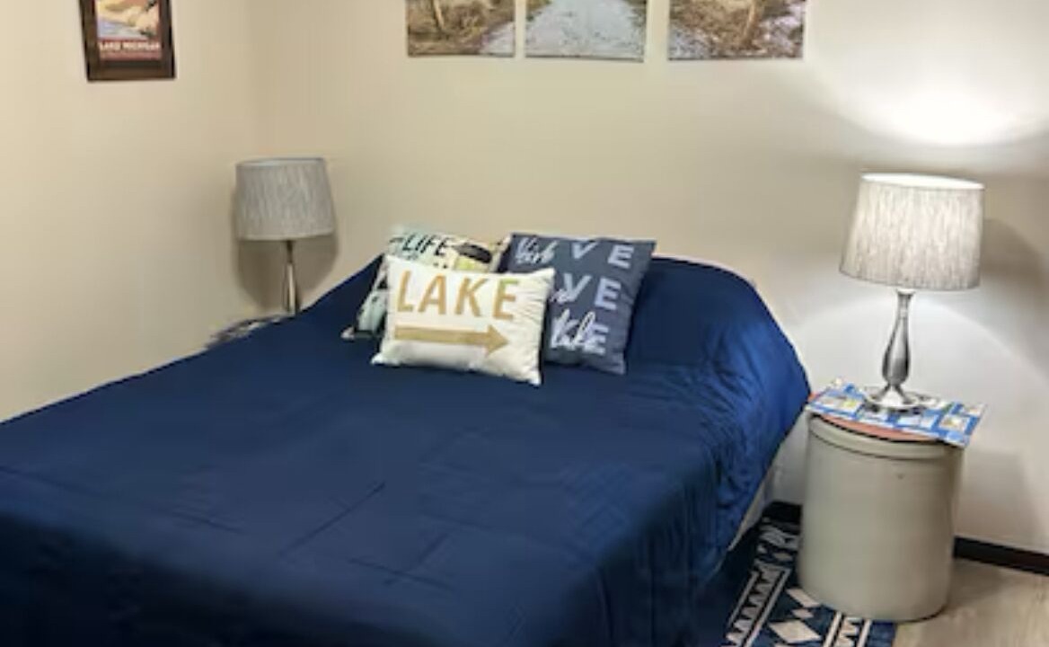 Photo of Bedroom in Silver Lake