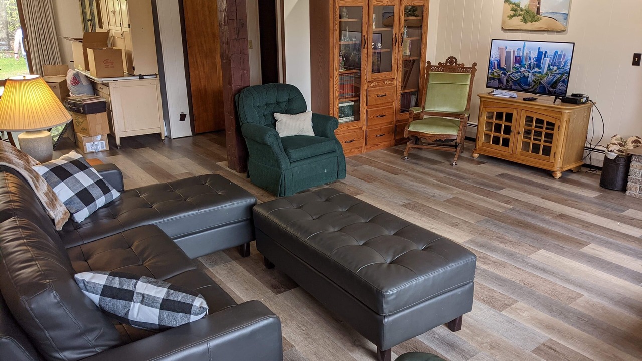 Photo of Livingroom in Silver Lake