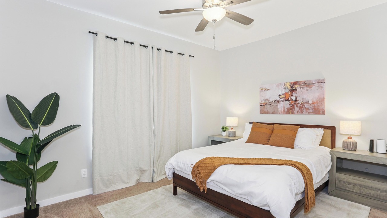 Photo of Bedroom in Foley