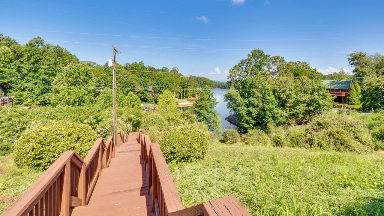 Photo of Outdoor in Six Mile
