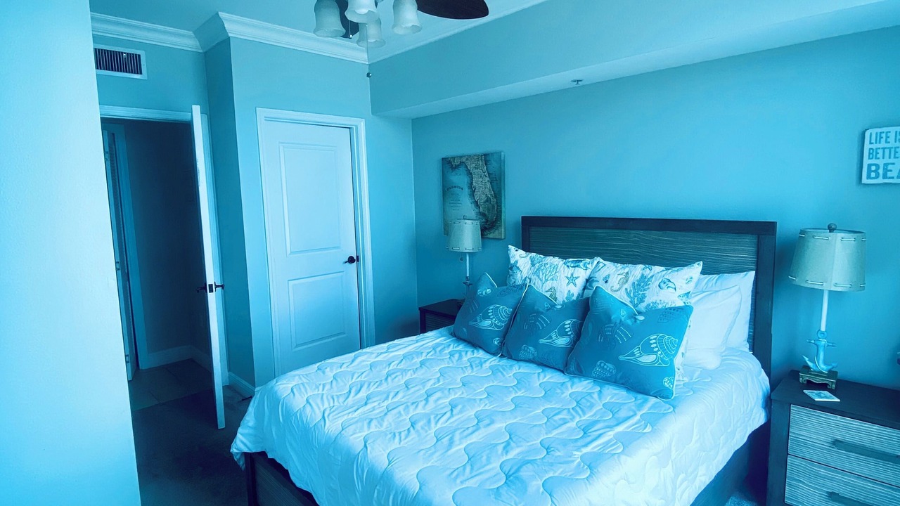 Photo of Bedroom in Pensacola Beach