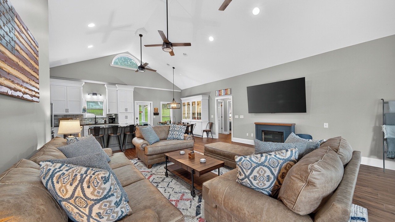 Photo of Livingroom in Milledgeville