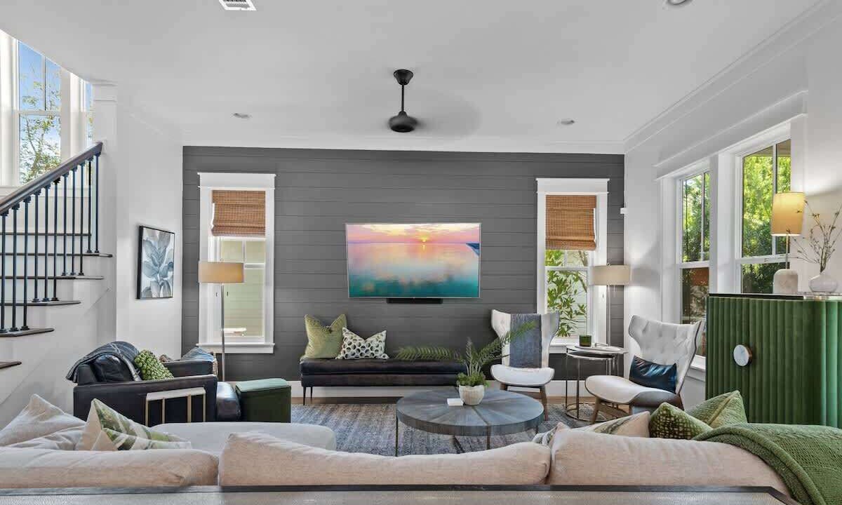 Photo of Livingroom in Lakeside at Blue Mountain Beach