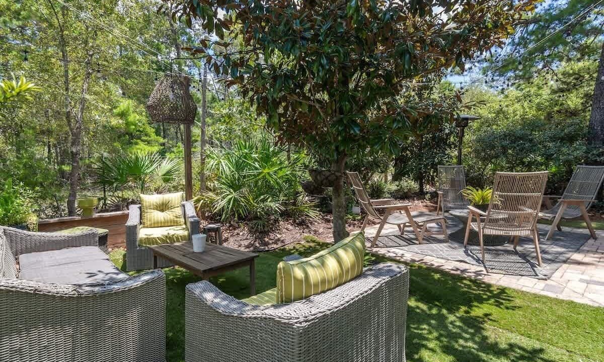 Photo of Patio Balcony in Lakeside at Blue Mountain Beach