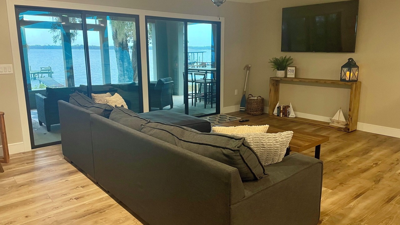 Photo of Livingroom in Palatka