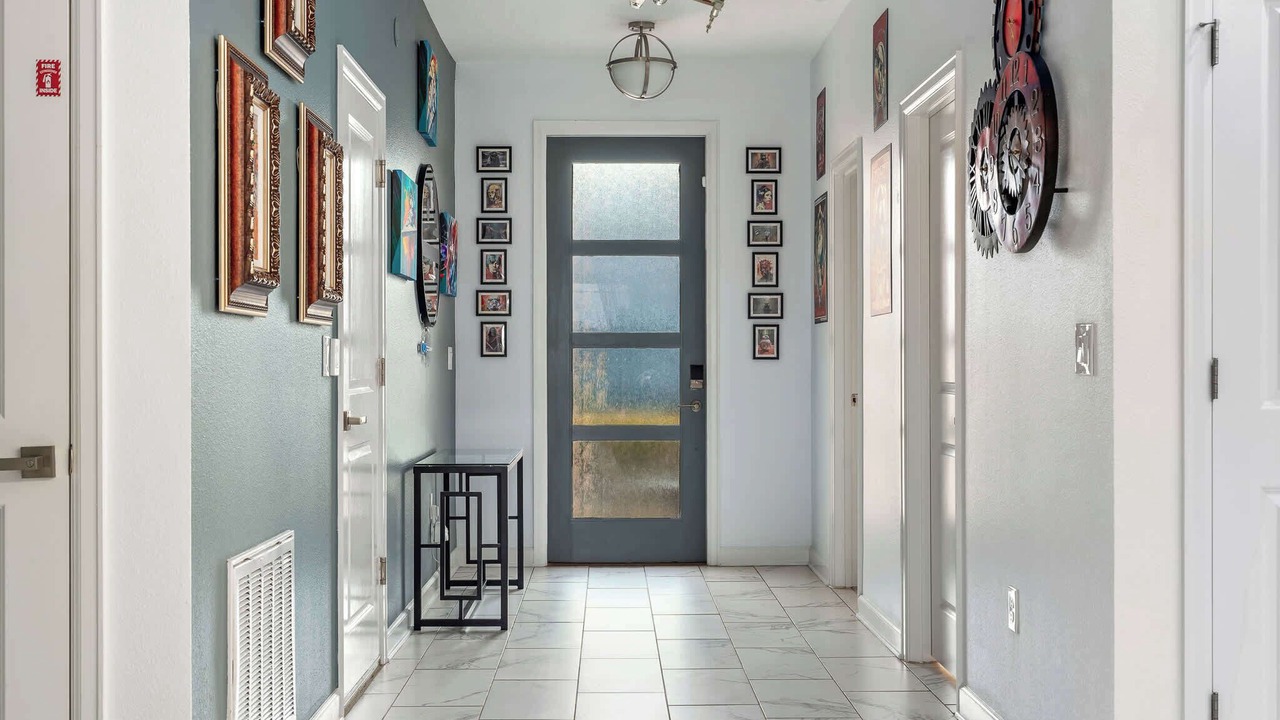 Photo of Others in Four Corners