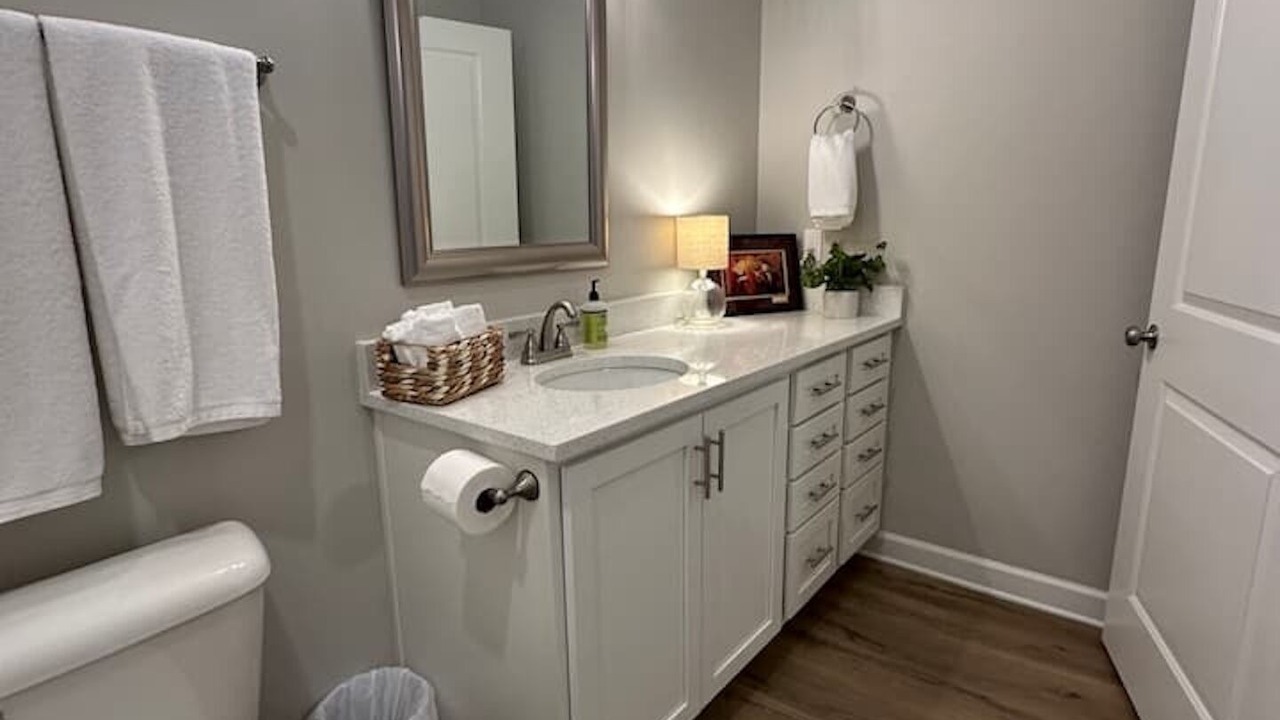 Photo of Bathroom in Midland City