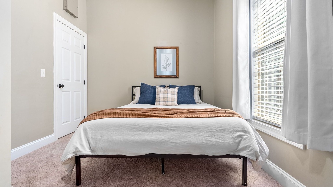Photo of Bedroom in Opelika