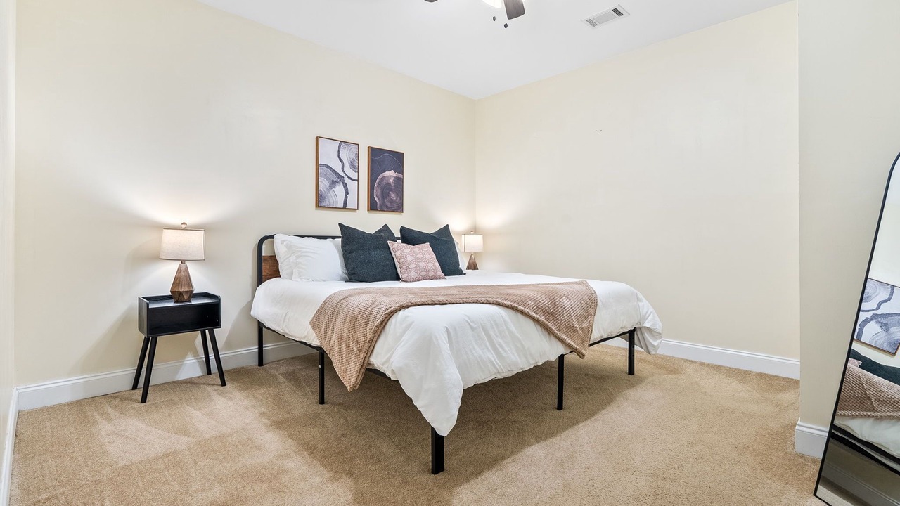 Photo of Bedroom in Opelika