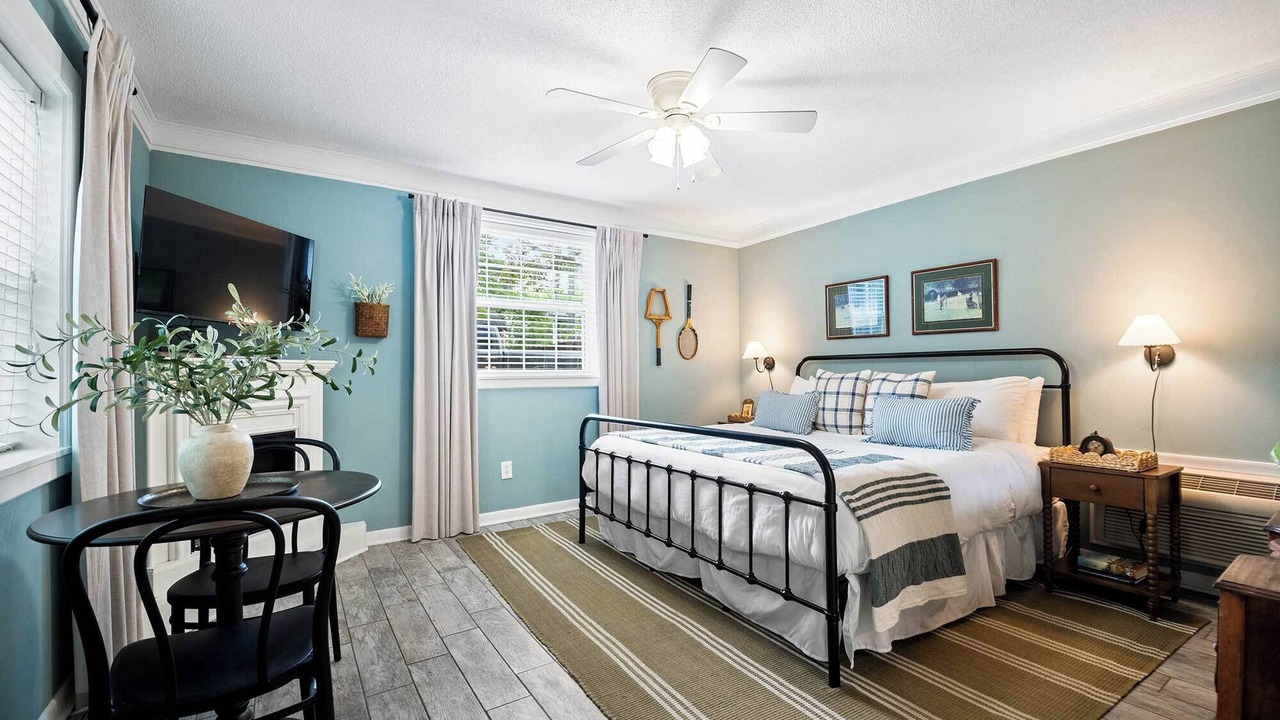 Photo of Bedroom in Lookout Mountain