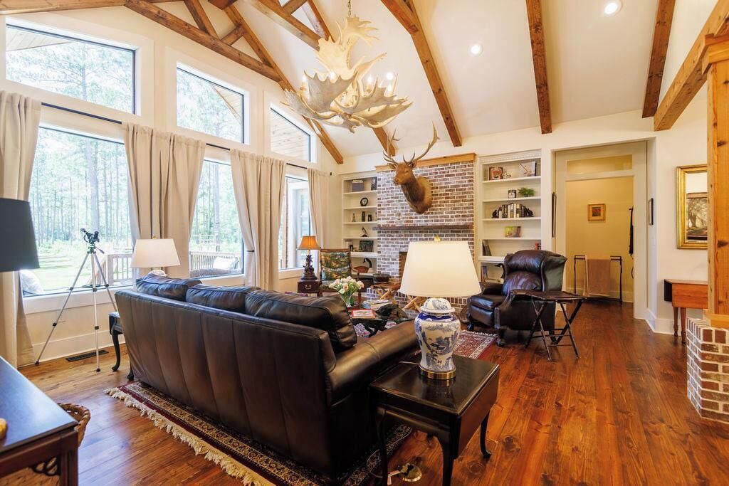 Photo of Livingroom in Thomasville