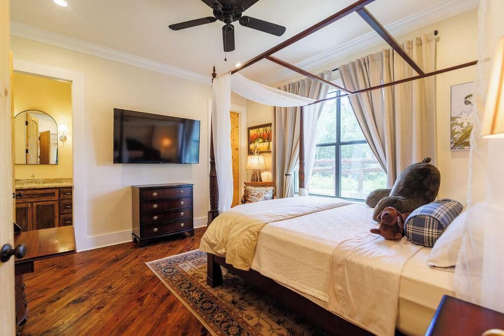Photo of Bedroom in Thomasville
