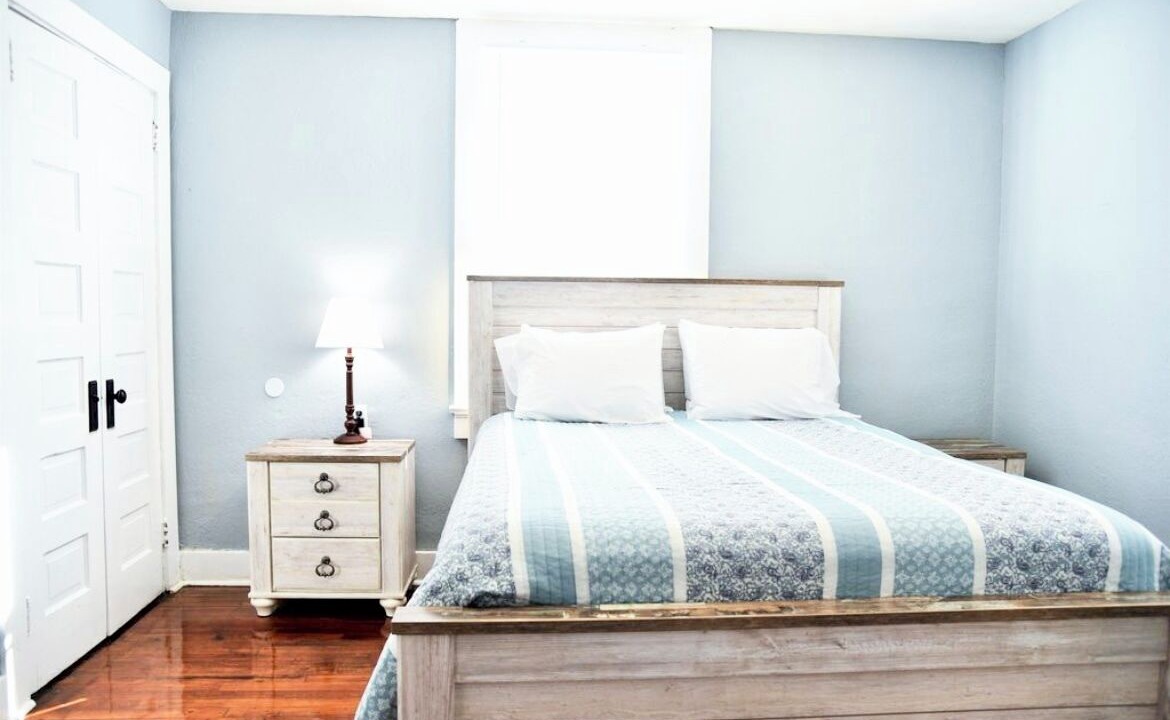 Photo of Bedroom in Guntersville