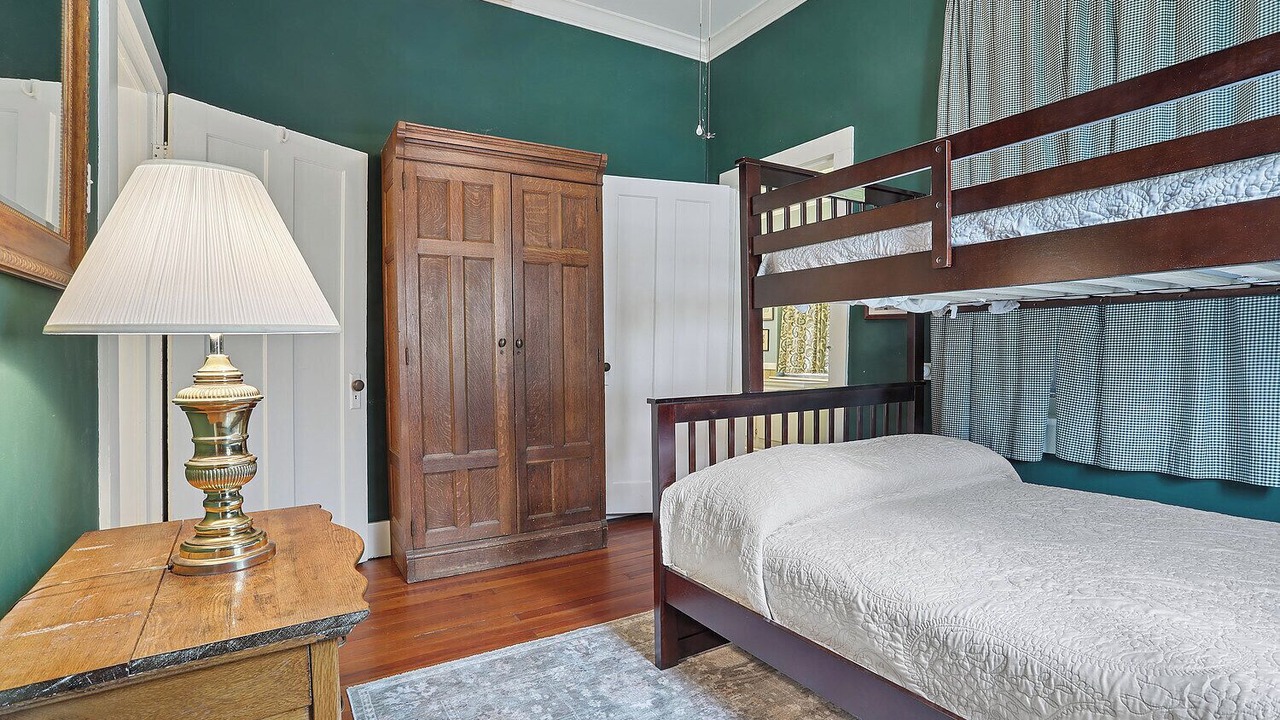 Photo of Bedroom in New Roads