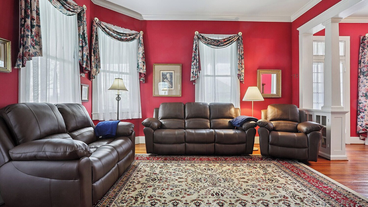 Photo of Livingroom in New Roads