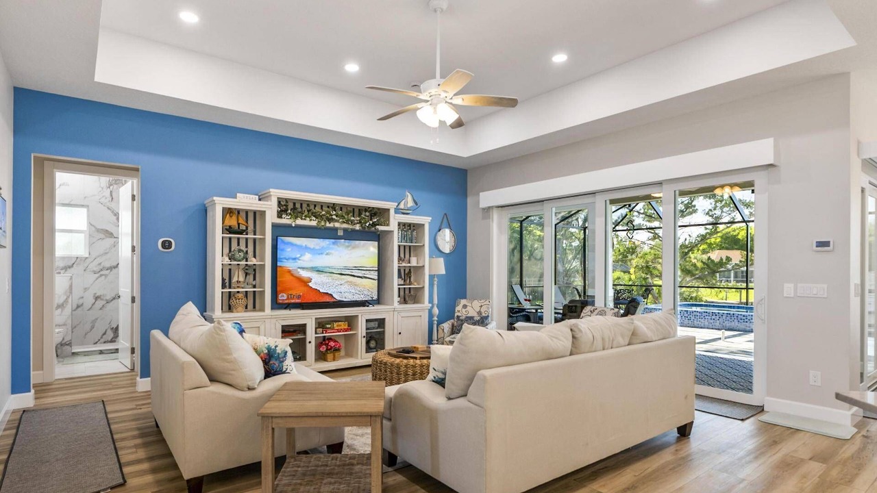 Photo of Livingroom in Palm Harbor