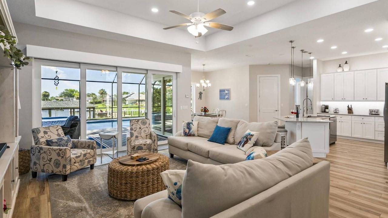 Photo of Livingroom in Palm Harbor