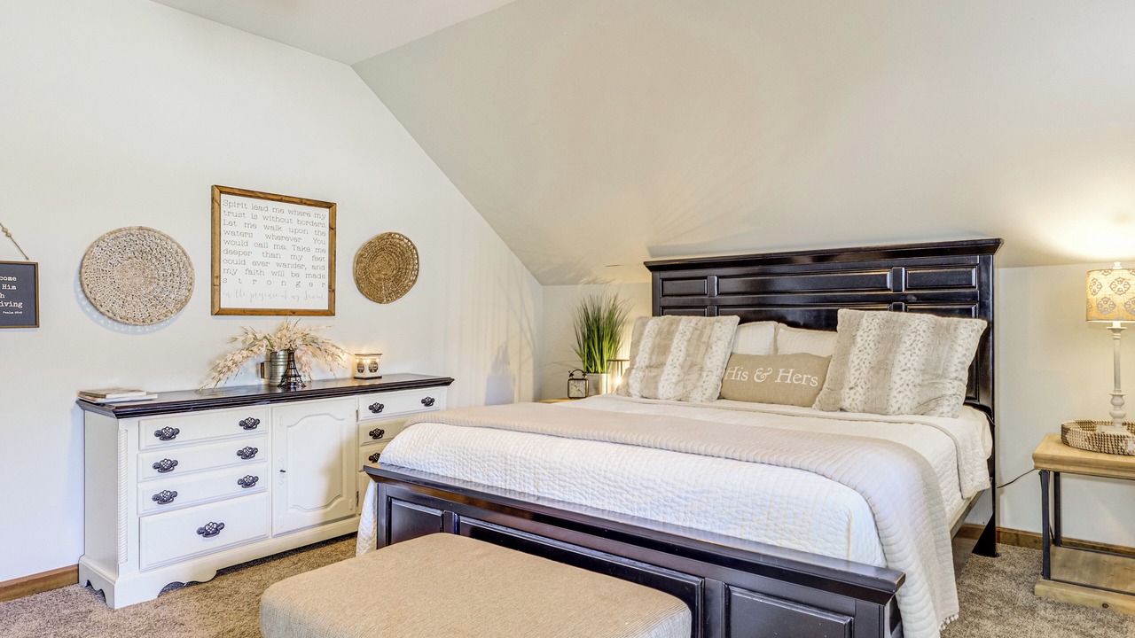 Photo of Bedroom in Ono Island