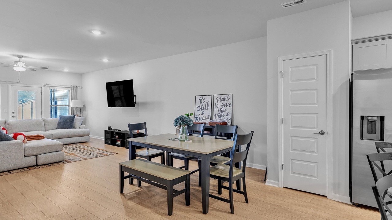Photo of Bedroom in Normal