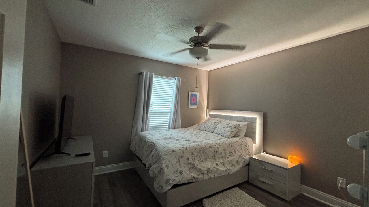 Photo of Bedroom in Milton